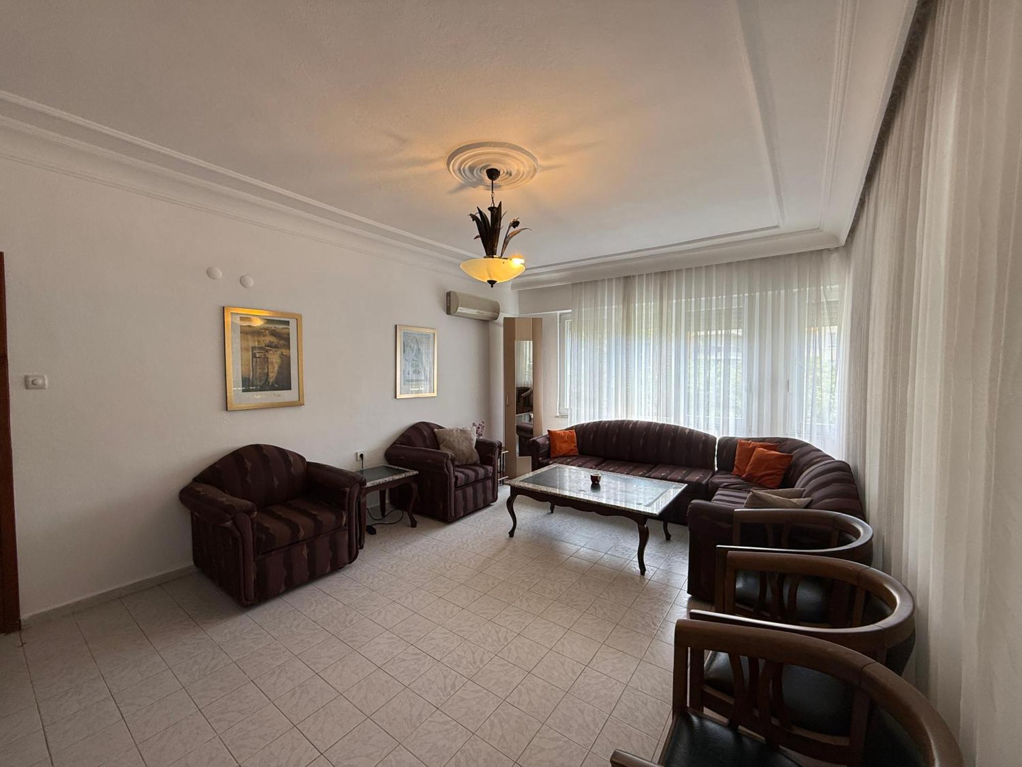 At The Cleopatra With A Balcony Apartment Alanya